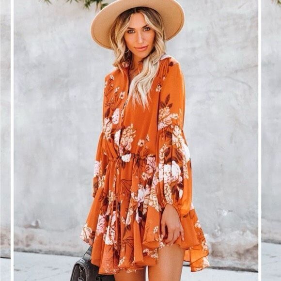 ✨Vici Floral Boho Mini Dress Amber Lancaster’s Picks✨ - Picture 2 of 7